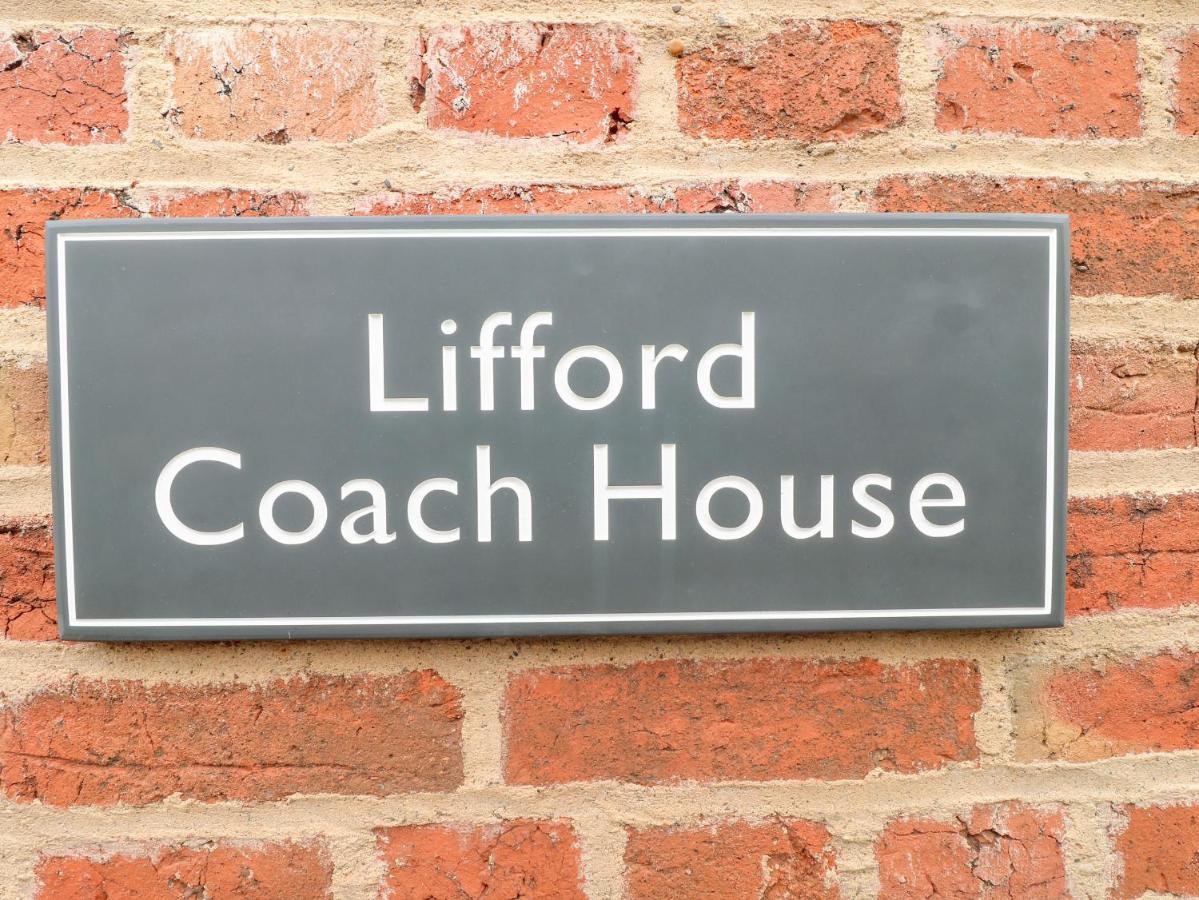 サットン・オン・トレント Lifford Coach Houseヴィラ エクステリア 写真